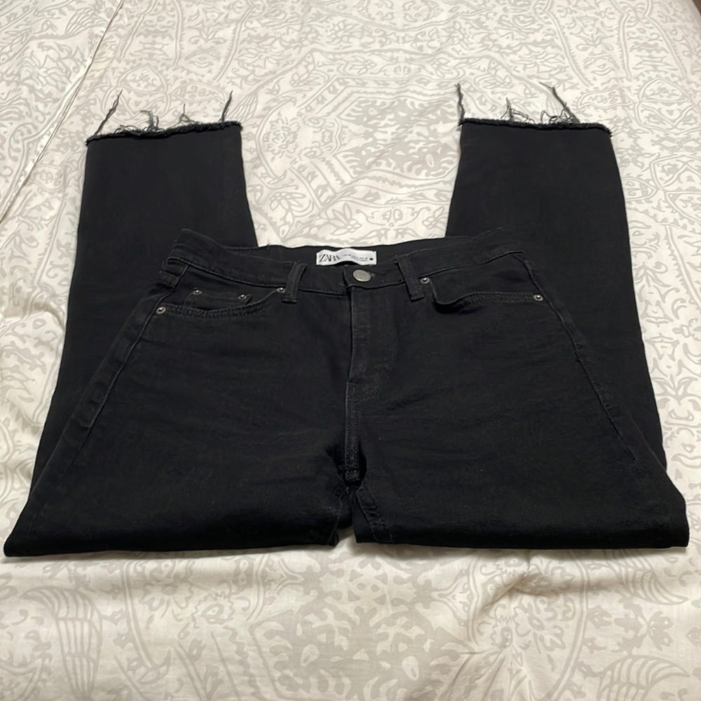 LIKE NEW** Zara ZW High-Waisted Cropped Slim Fit Jeans - Picture 4 of 8
